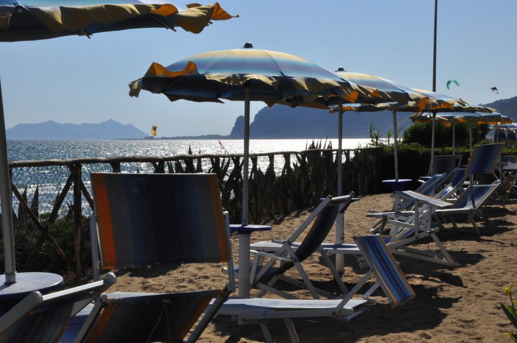 Settebello Village Lido Di Fondi Bagian luar foto